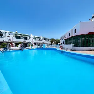  Сasa de vacaciones La Vela Azul -pool & Tennis - Free Ac &good Wifi- Smart Tv